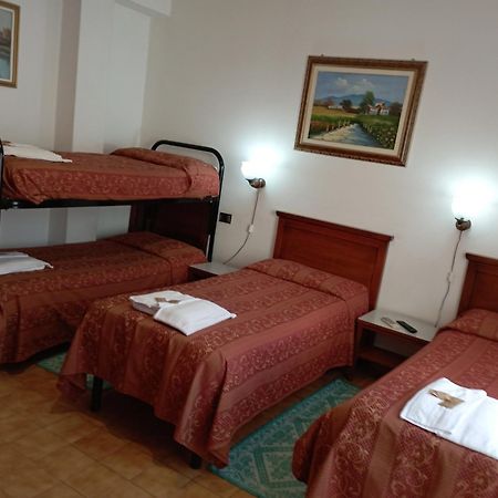 Hotel Garden Nuraminis Экстерьер фото